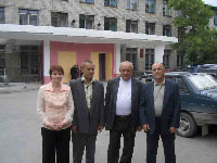 Староста Миша с женой, Саша, Женя